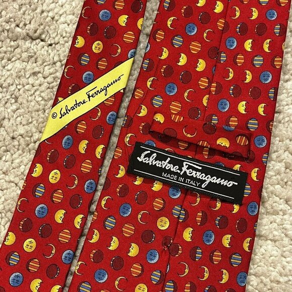 Salvatore Ferragamo 100% Silk Neck Tie Celestial Moon Micro Print Red Italy Made - Picture 2 of 9